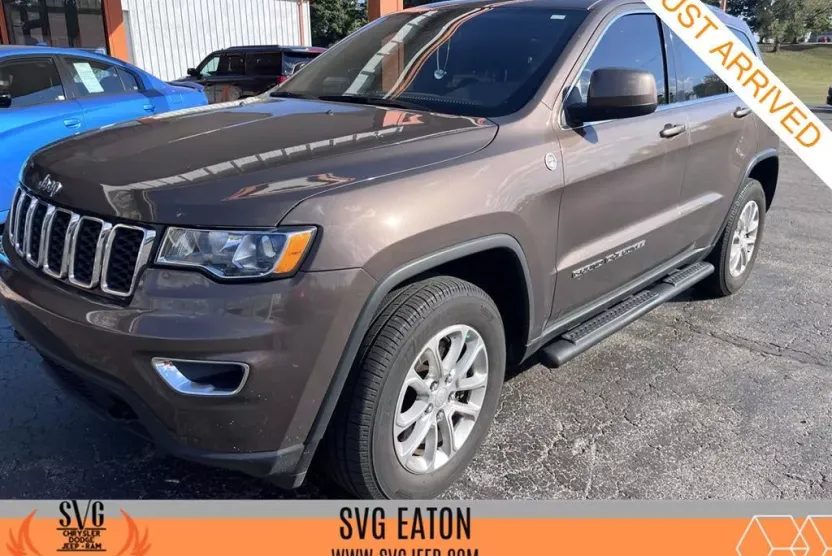 2021 Jeep Grand Cherokee Laredo E photo 1