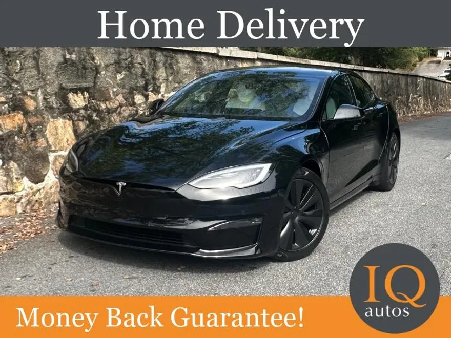 2022 Tesla Model S photo 1