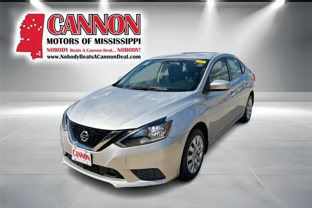 2019 Nissan Sentra S photo 1