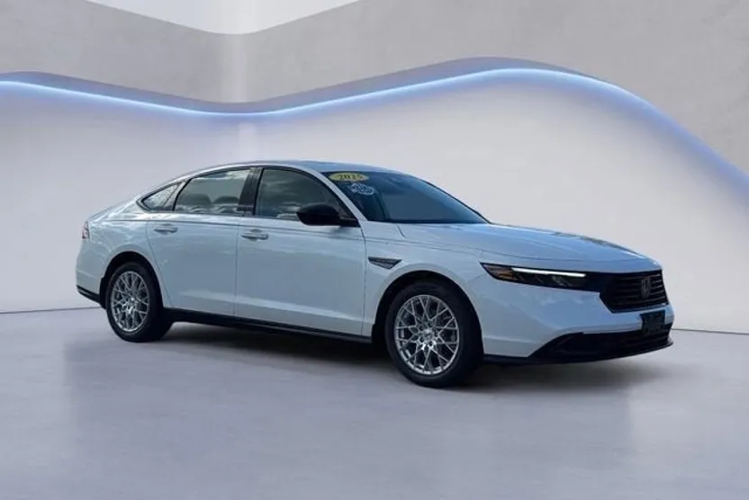 2025 Honda Accord SE photo 1