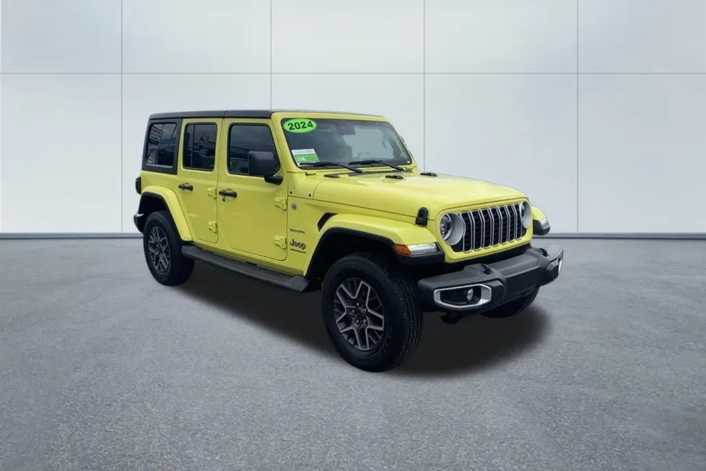 2024 Jeep Wrangler Sahara photo 1