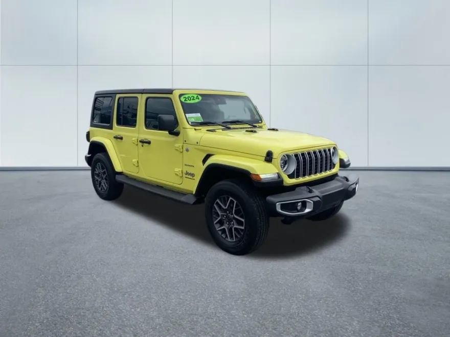 2024 Jeep Wrangler Sahara photo 1