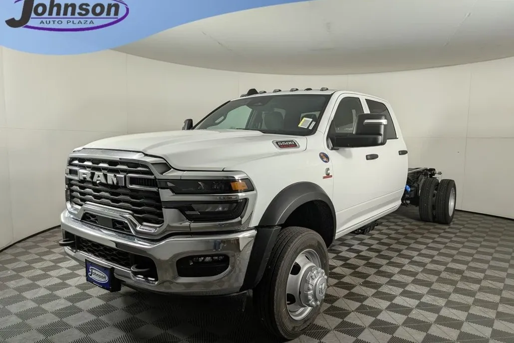 2025 Ram 5500 Tradesman photo 1