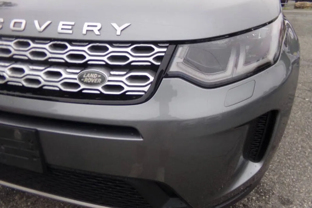 2020 Land Rover Discovery Sport S photo 1