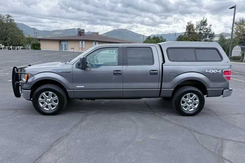 2013 Ford F-150 XLT photo 1