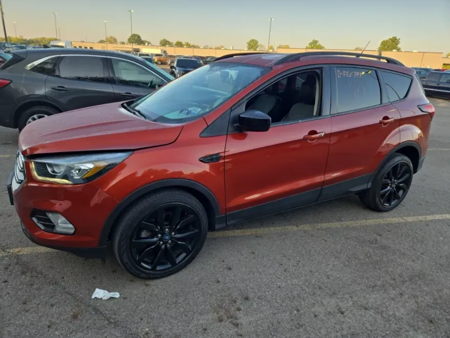 2019 Ford Escape SE photo 1