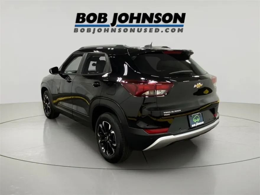 2023 Chevrolet Trailblazer LT photo 1