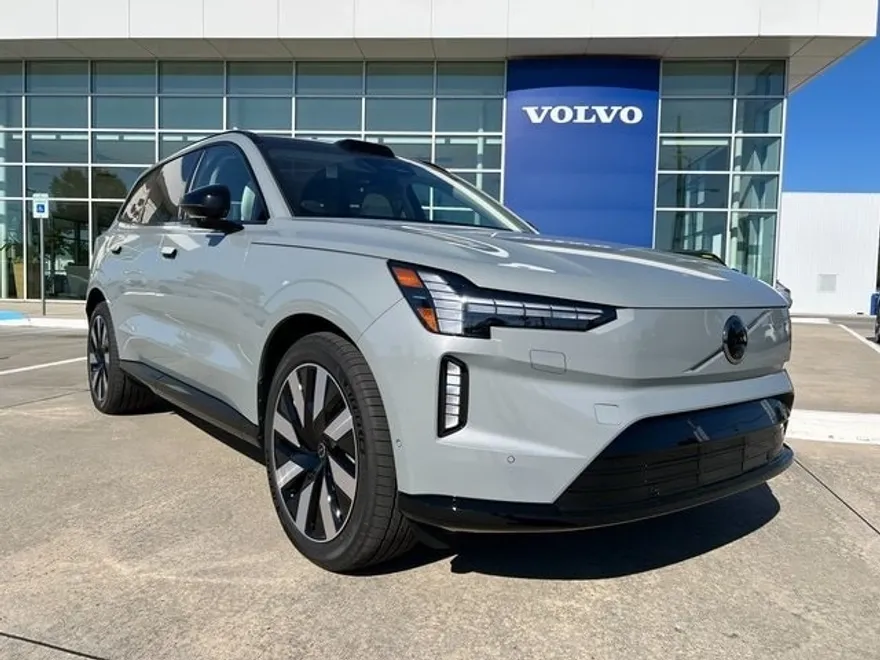 2025 Volvo EX90 Twin Motor Ultra photo 1