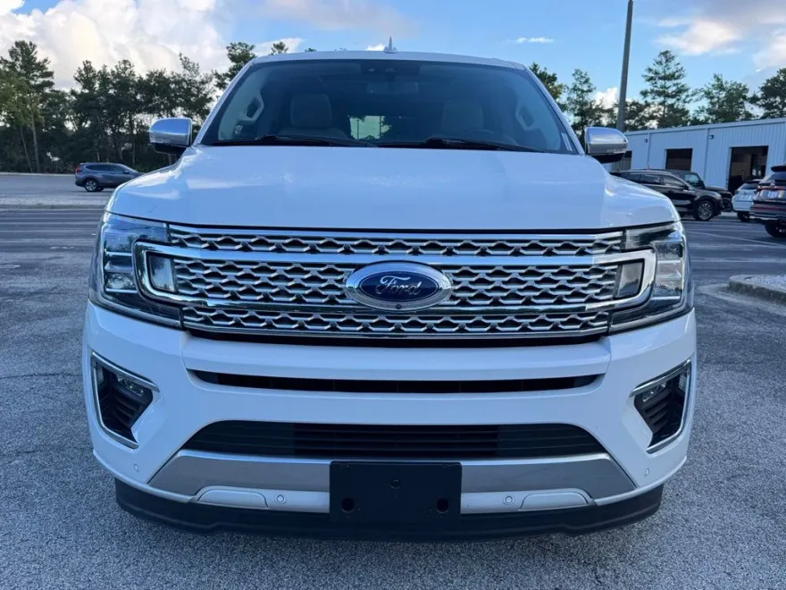 2020 Ford Expedition MAX Platinum photo 1