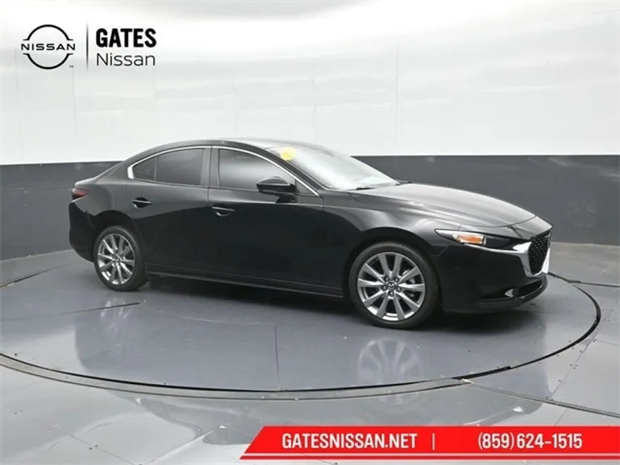 2021 Mazda Mazda3 Preferred photo 1