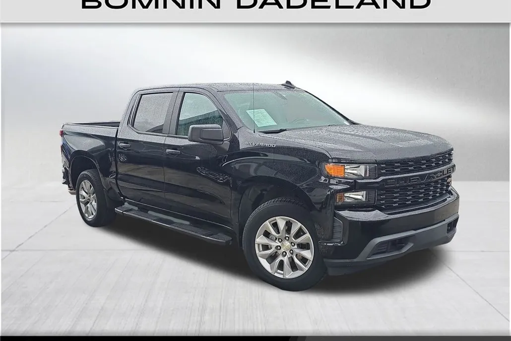 2019 Chevrolet Silverado 1500 Custom photo 1