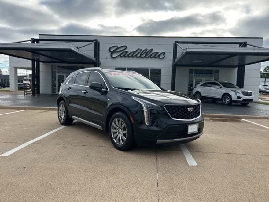 2020 Cadillac XT4 Premium Luxury photo 1