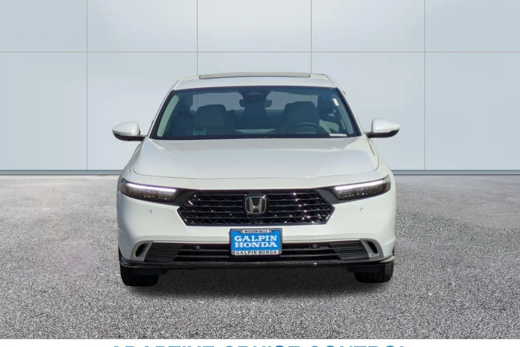 2025 Honda Accord Hybrid Touring photo 1