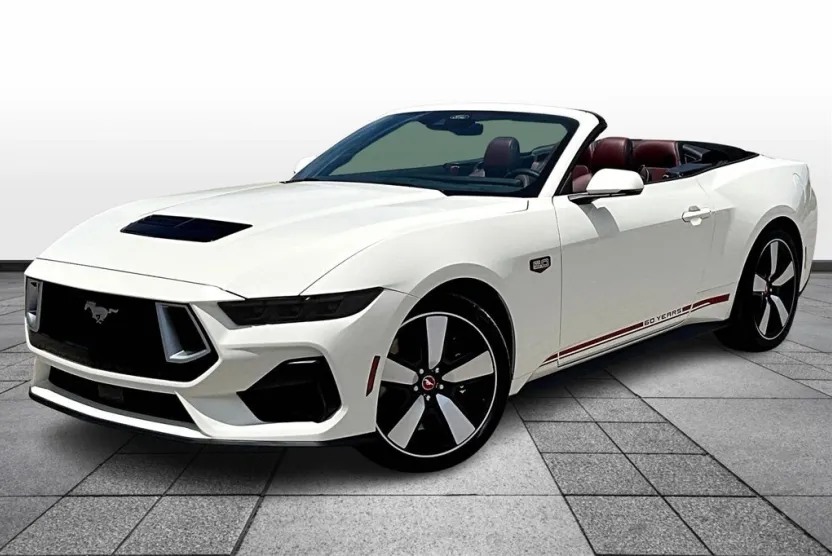 2025 Ford Mustang GT Premium photo 1
