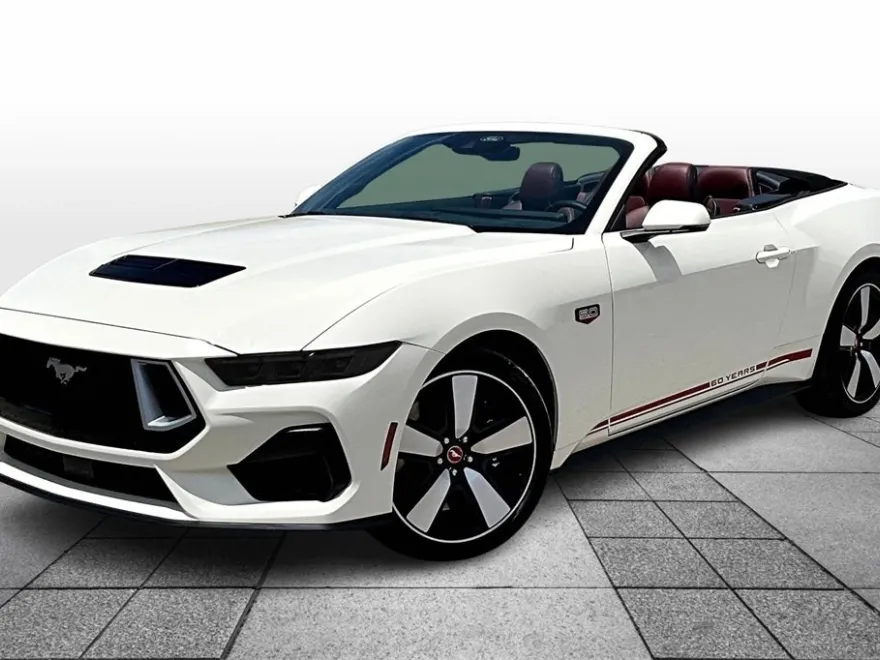 2025 Ford Mustang GT Premium photo 1
