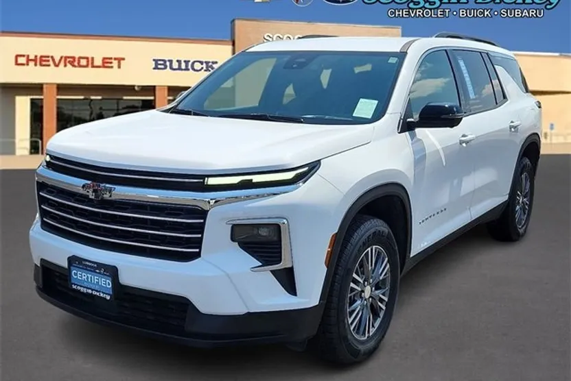 2024 Chevrolet Traverse photo 1