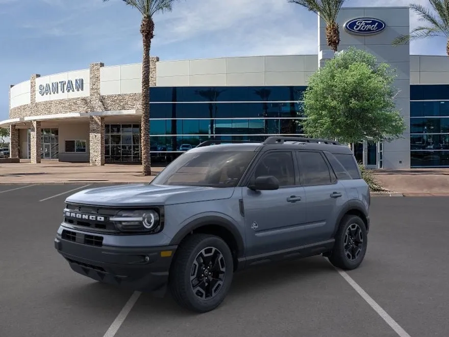 2024 Ford Bronco Sport Outer Banks photo 1