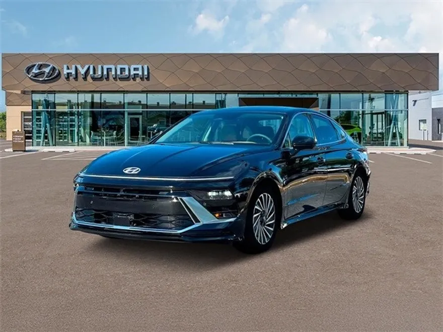 2024 Hyundai Sonata Hybrid Limited photo 1