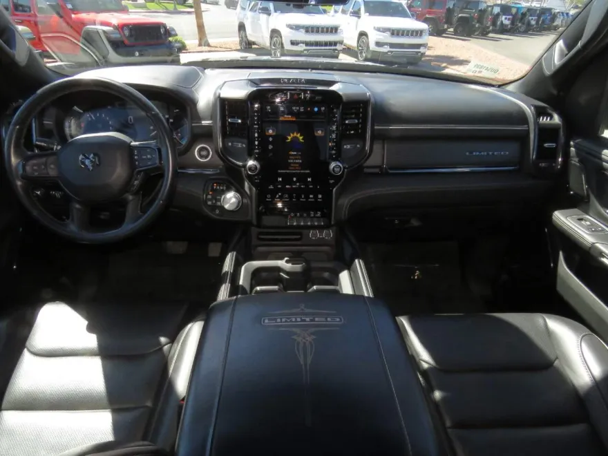 2023 Ram 1500 Limited photo 1