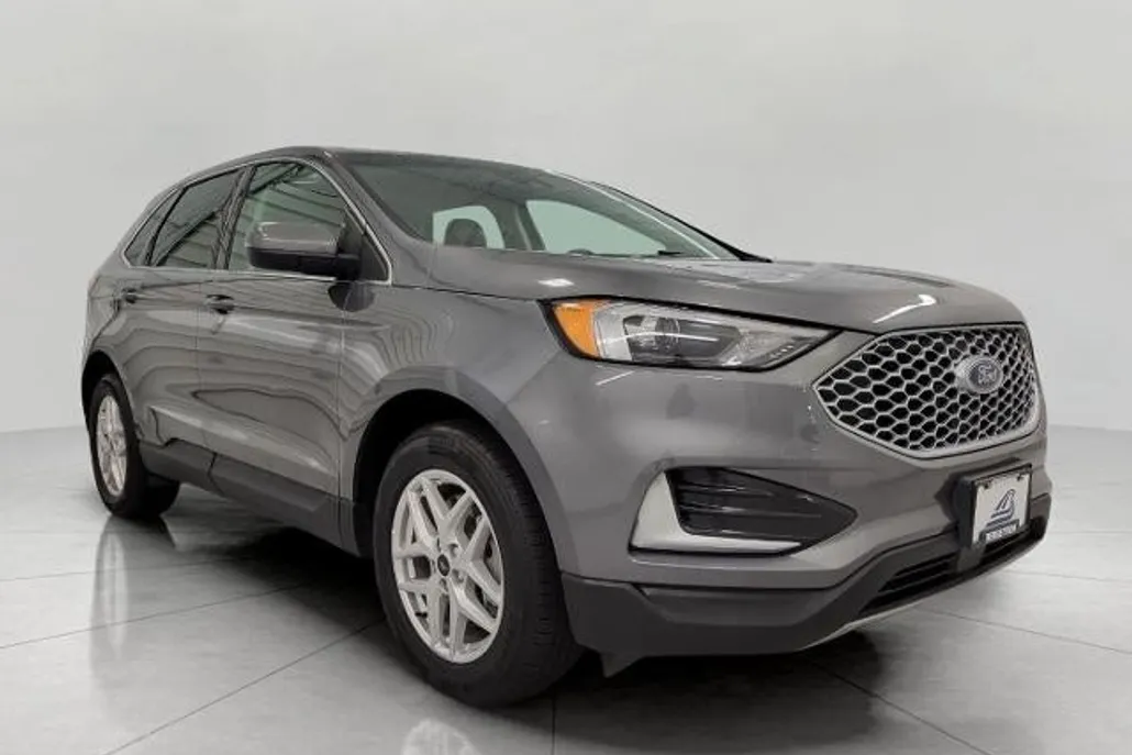2024 Ford Edge SEL photo 1