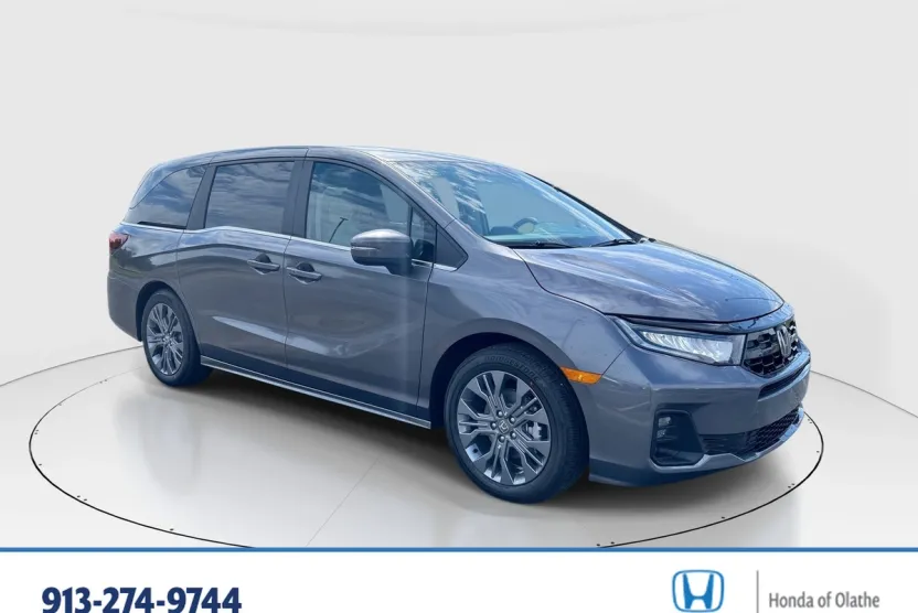 2026 Honda Odyssey Touring photo 1