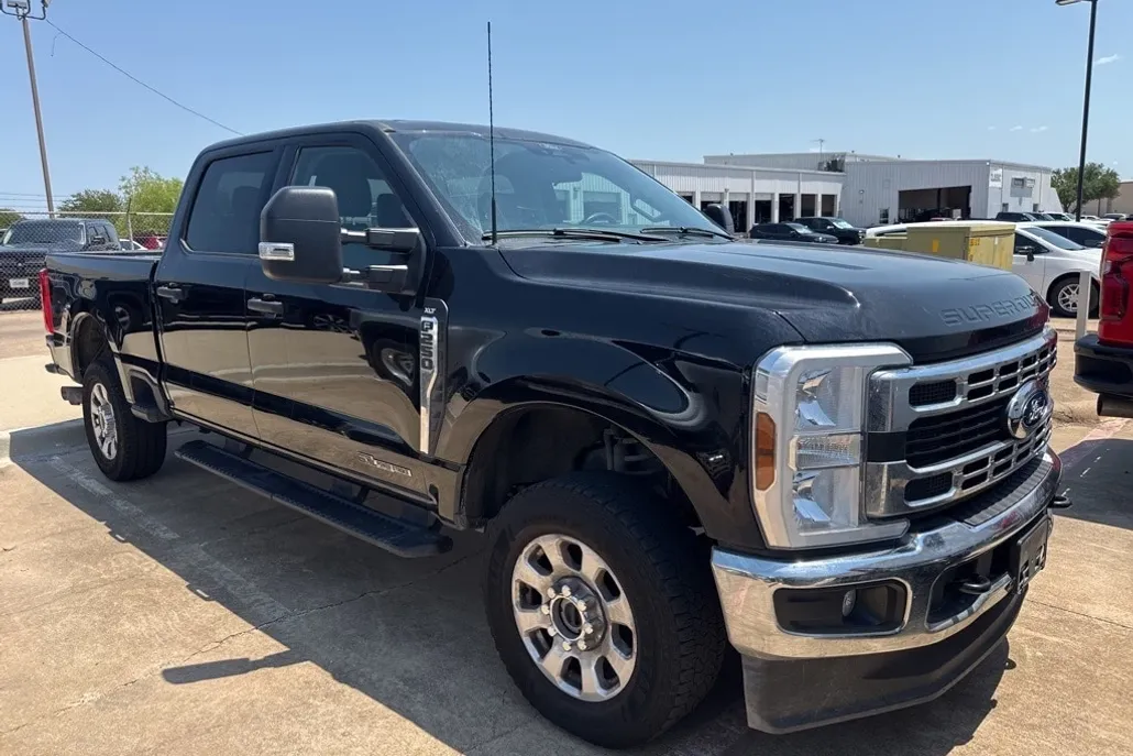 2024 Ford F-250 XLT photo 1