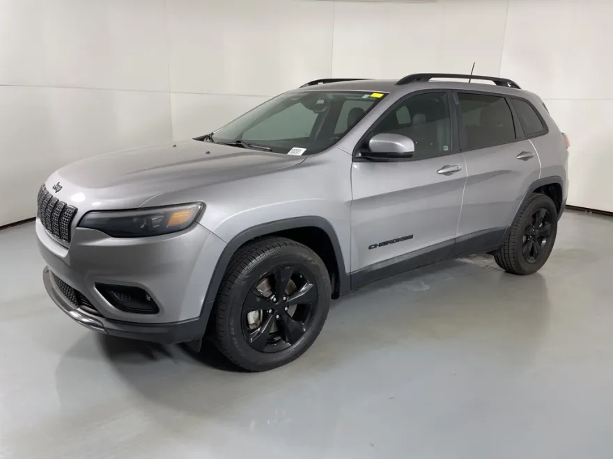 2019 Jeep Cherokee Altitude photo 1