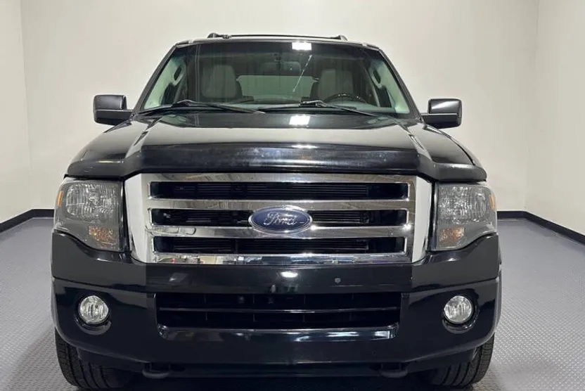 2011 Ford Expedition Limited photo 1