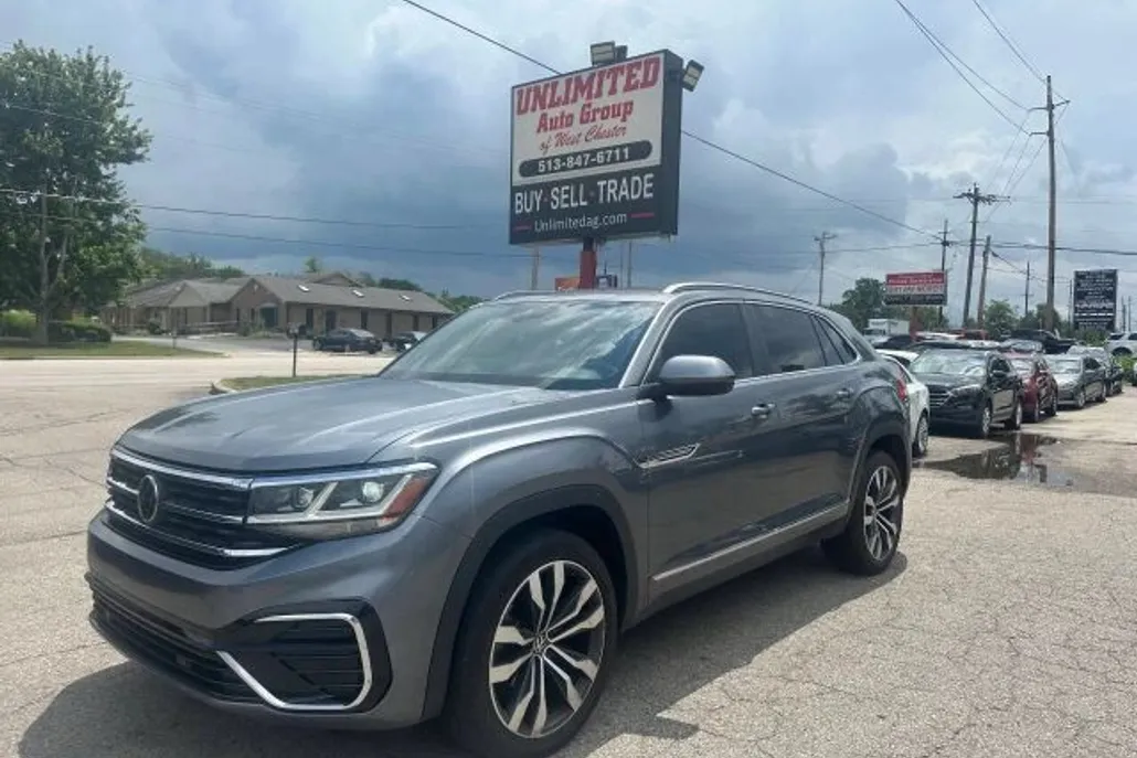 2020 Volkswagen Atlas Cross Sport V6 SEL R-Line photo 1