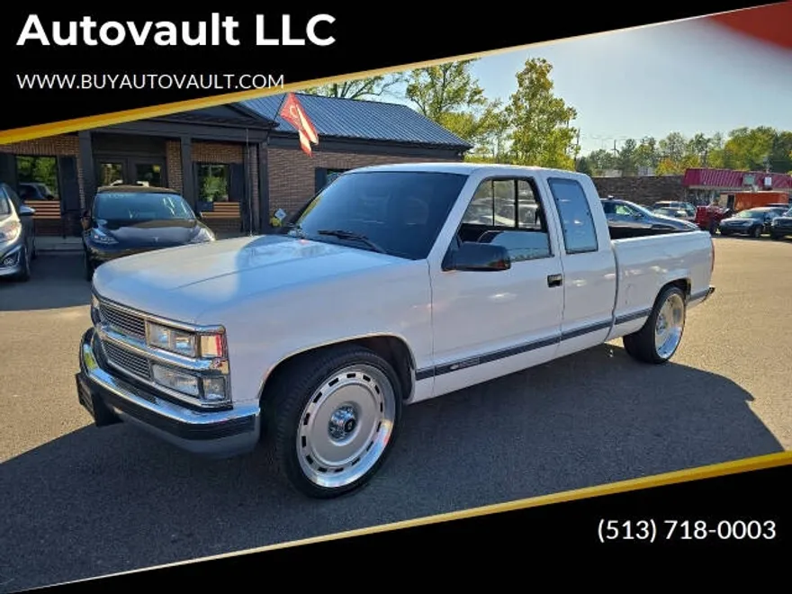 1990 Chevrolet Silverado photo 1