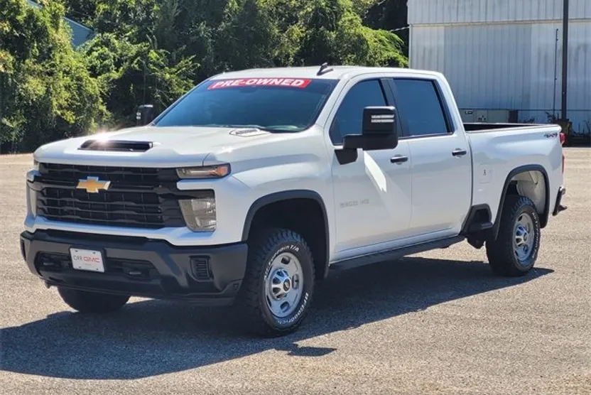 2024 Chevrolet Silverado 2500HD photo 1