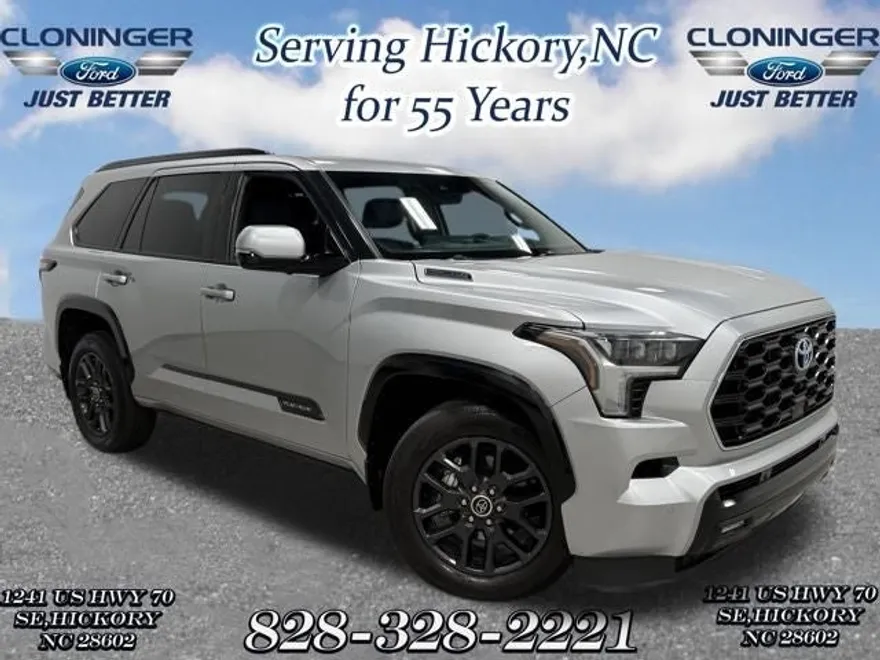 2023 Toyota Sequoia Platinum photo 1