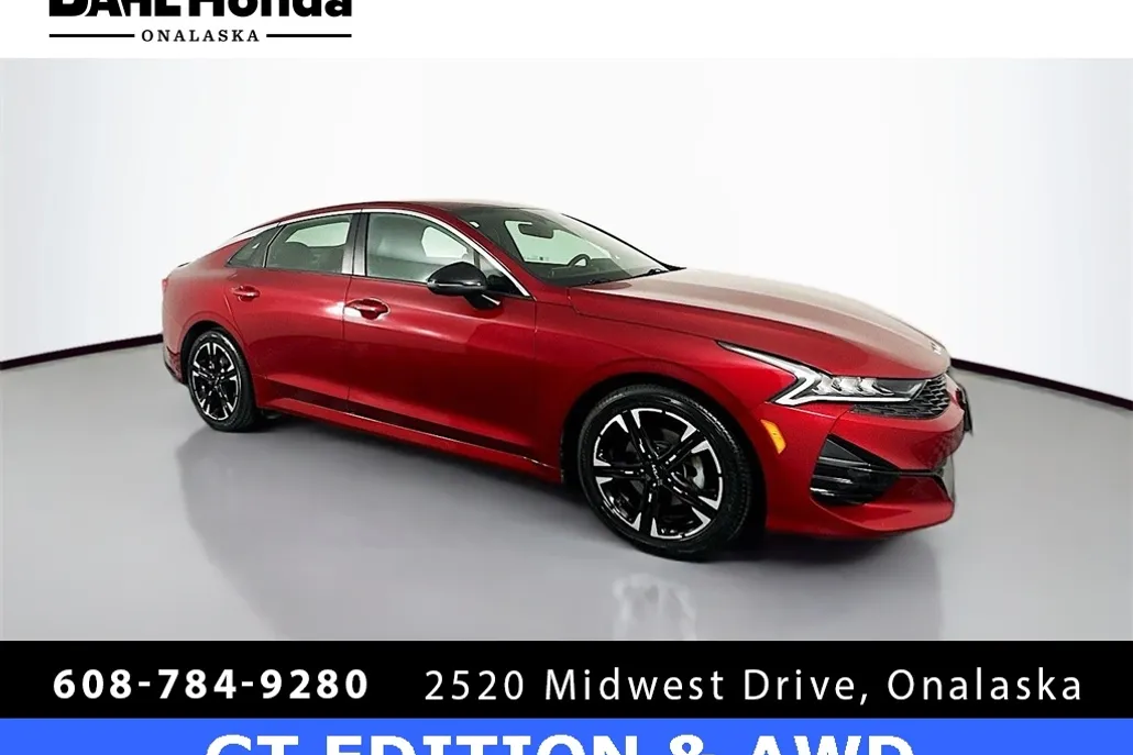 2022 Kia K5 GT-Line photo 1