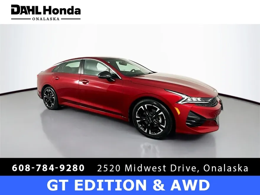 2022 Kia K5 GT-Line photo 1
