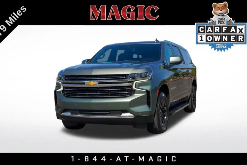2023 Chevrolet Suburban LT photo 1