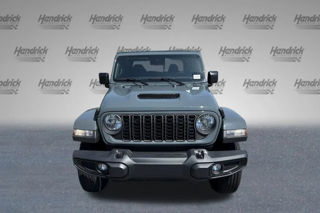 2025 Jeep Gladiator Sport S photo 1