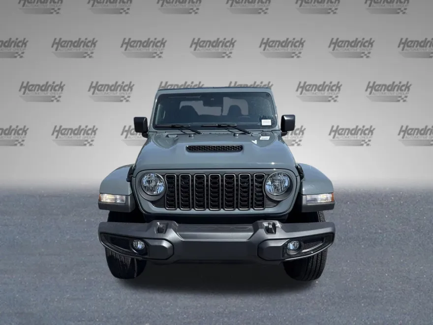 2025 Jeep Gladiator Sport S photo 1