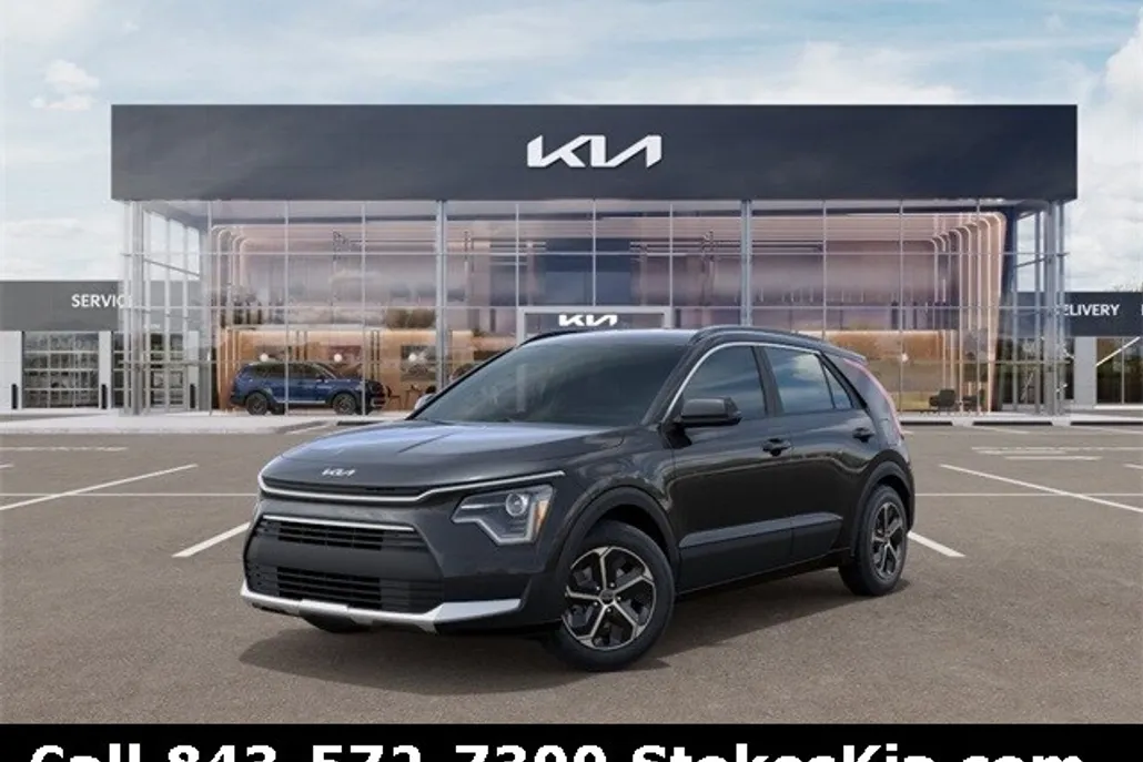 2025 Kia Niro LX photo 1