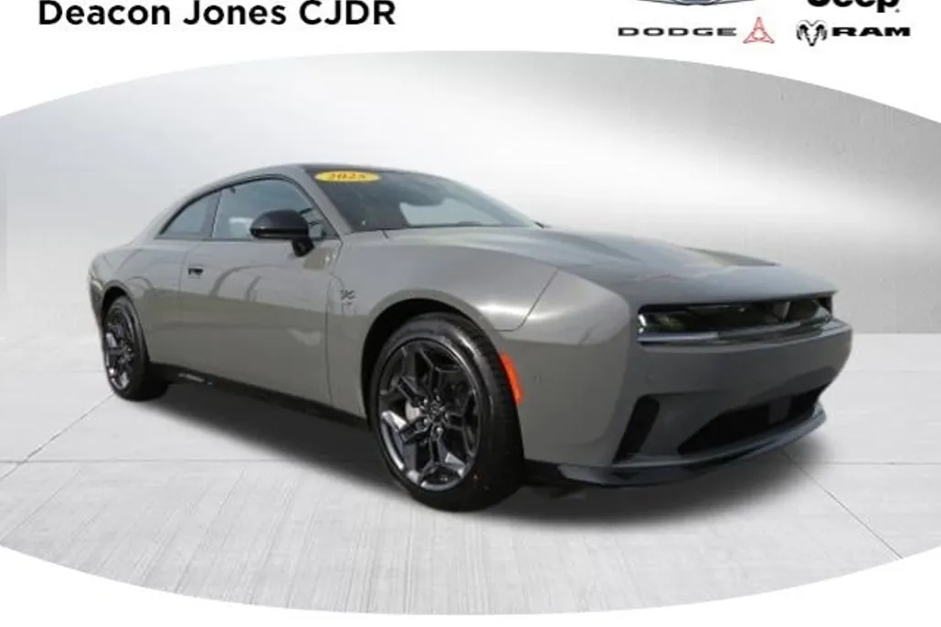 2025 Dodge Charger Daytona R/T photo 1