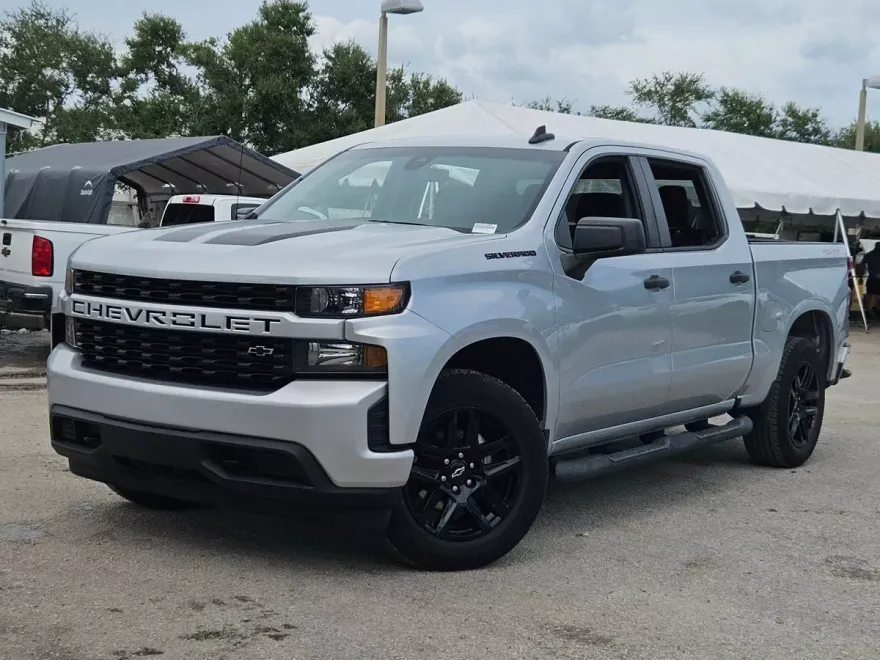 2022 Chevrolet Silverado 1500 Custom photo 1