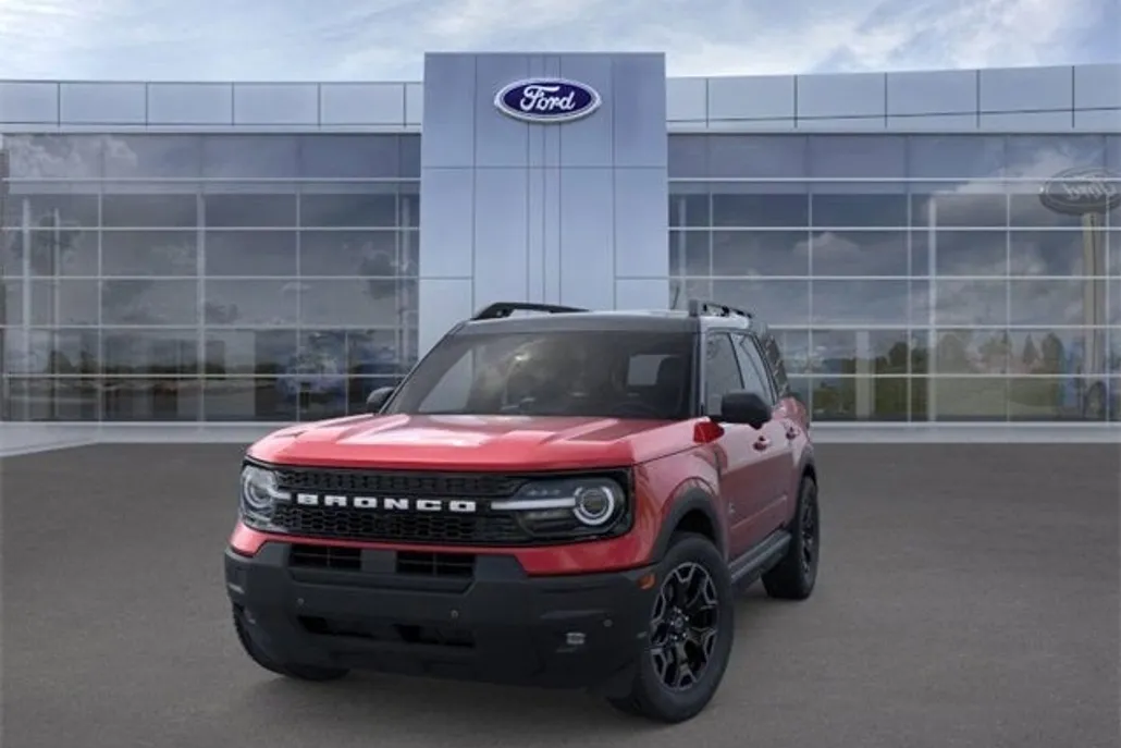 2025 Ford Bronco Sport Outer Banks photo 1