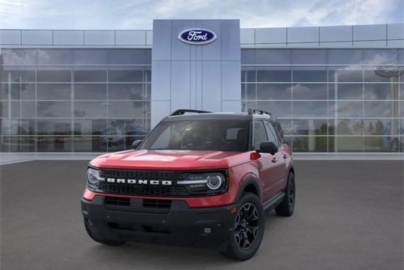 2025 Ford Bronco Sport Outer Banks photo 1