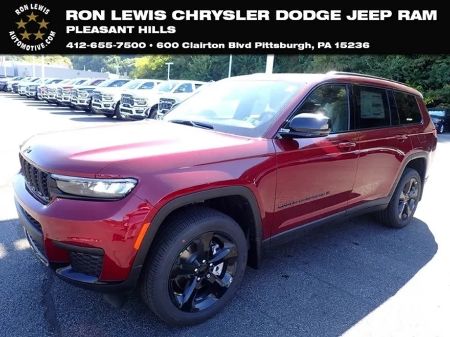 2025 Jeep Grand Cherokee Altitude photo 1