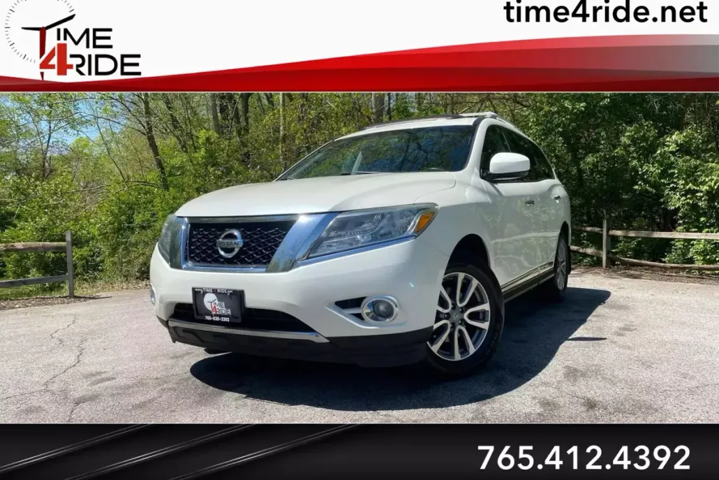 2015 Nissan Pathfinder SL photo 1