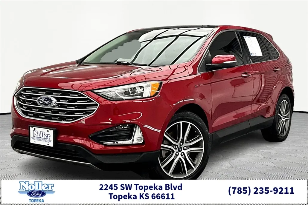 2021 Ford Edge Titanium photo 1