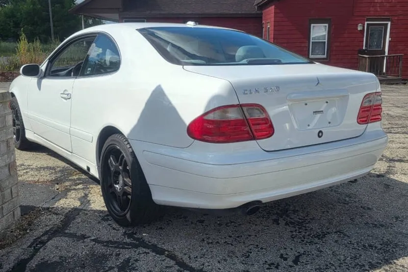2000 Mercedes Benz CLK 320 photo 1