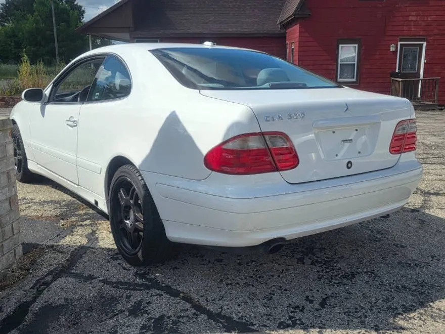 2000 Mercedes Benz CLK 320 photo 1