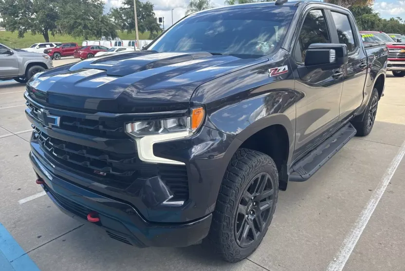 2022 Chevrolet Silverado 1500 LT Trail Boss photo 1