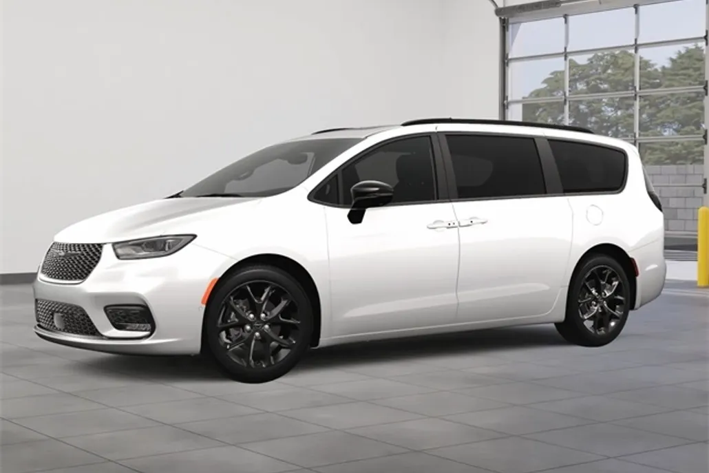 2025 Chrysler Pacifica Limited photo 1
