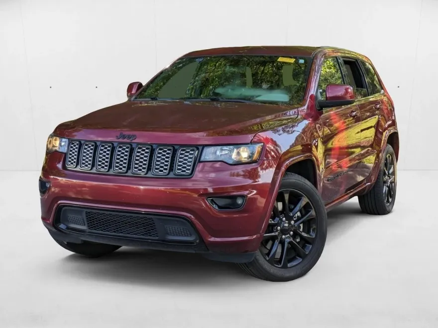 2021 Jeep Grand Cherokee Laredo X photo 1